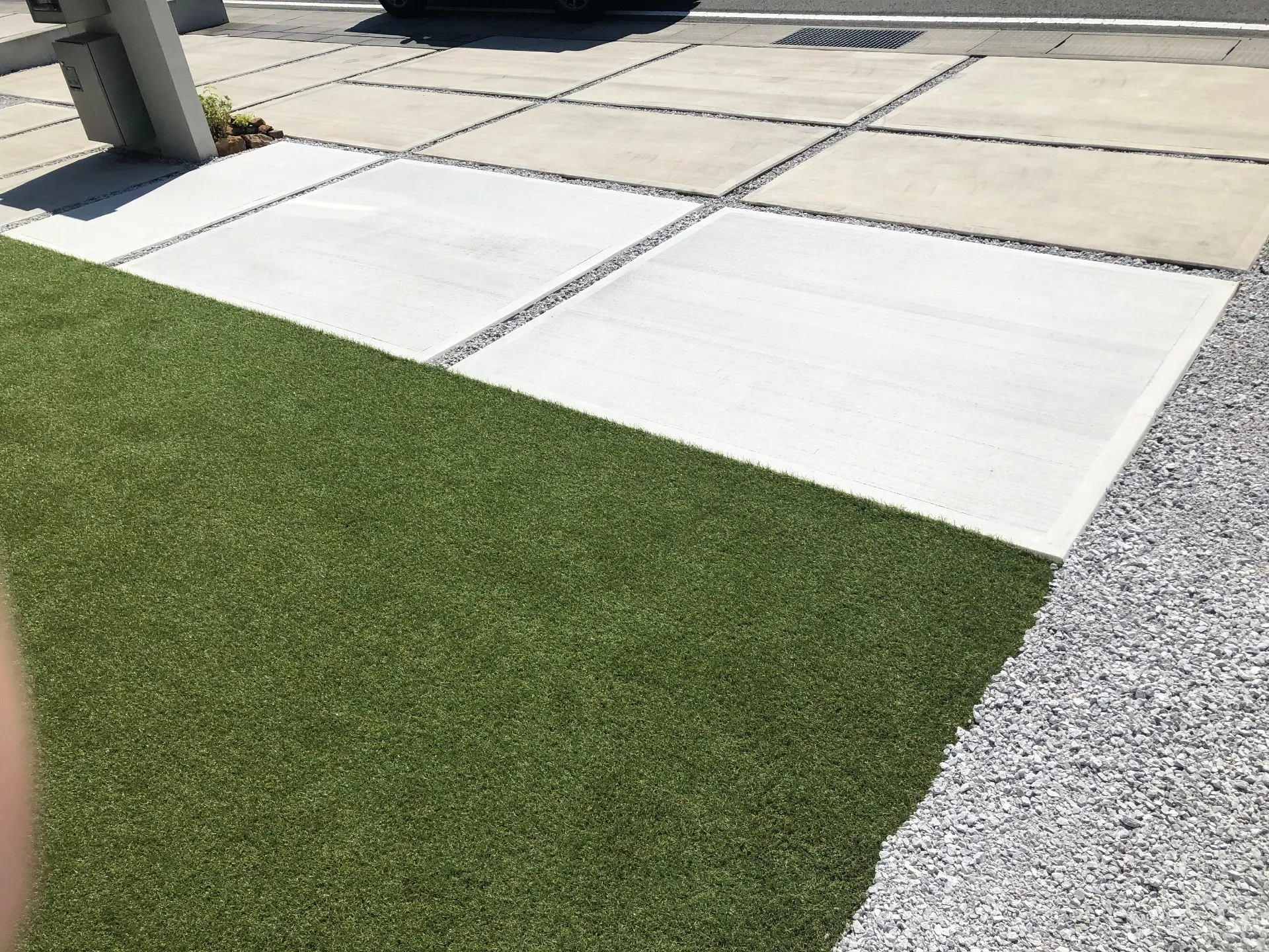 S様邸外構工事 駐車場拡張+お庭